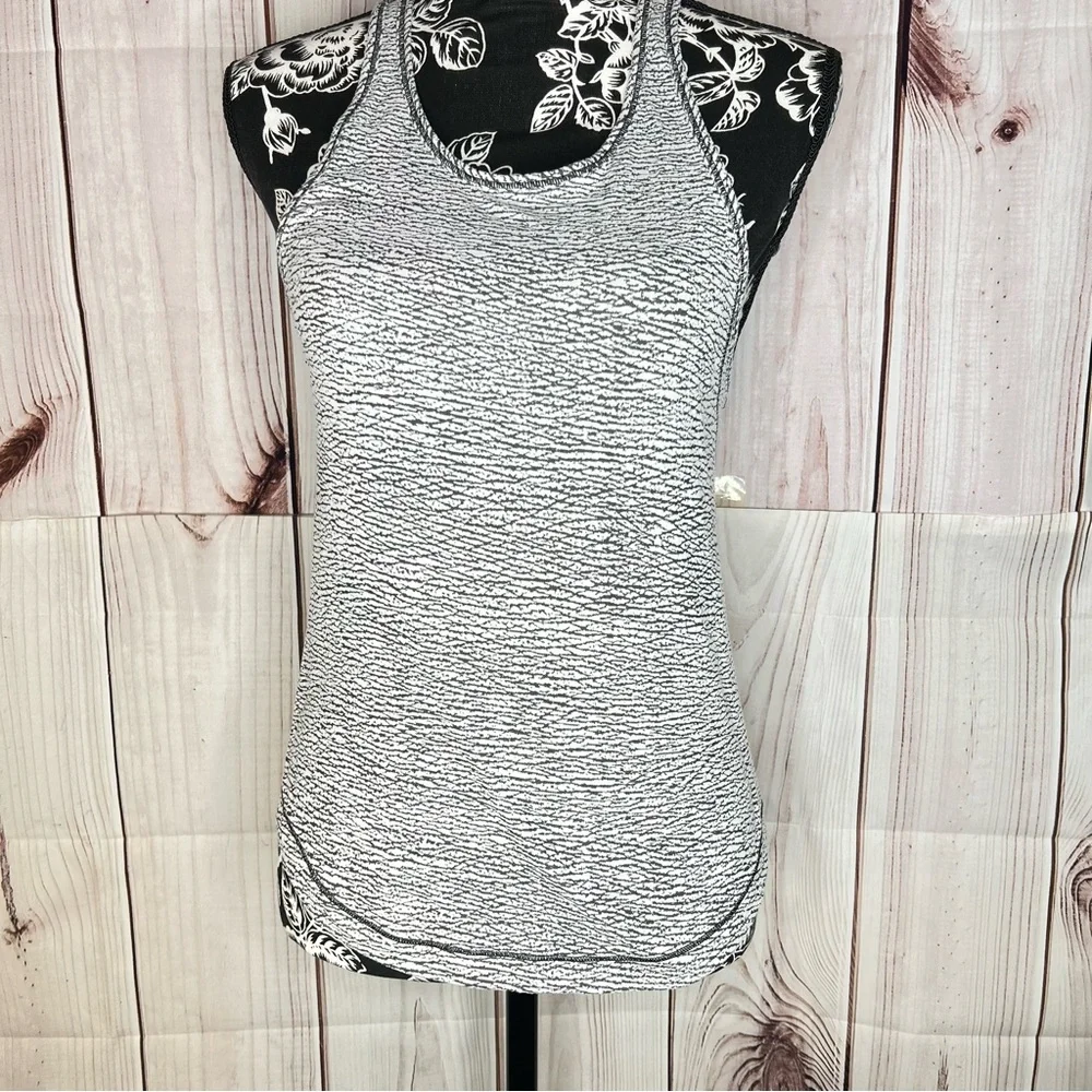 Lululemon Long Distance tank